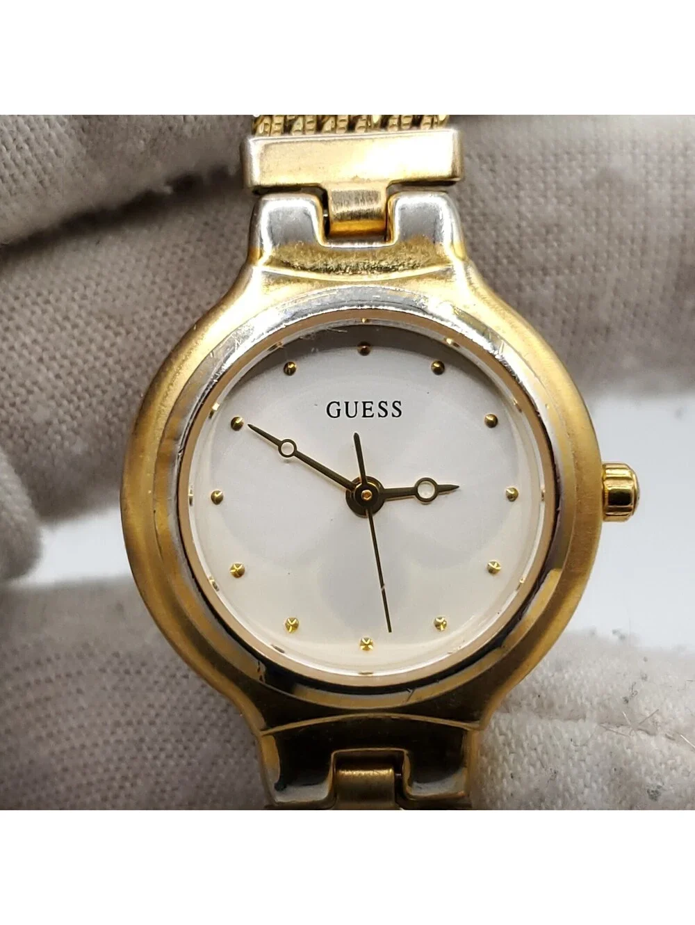 Guess Watch Women 23mm Gold Tone Adjustable Band New Battery